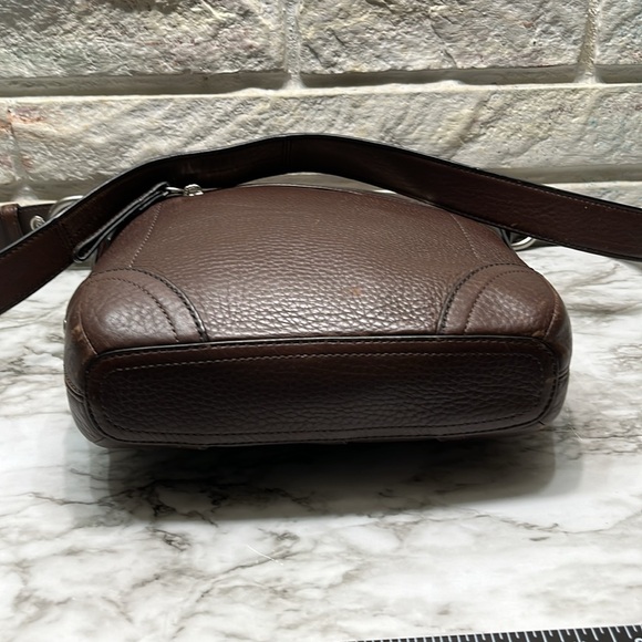 Coach Vintage Brown Pebbled Leather Crossbody Shoulder Bag Sling in GUC - Picture 6 of 16